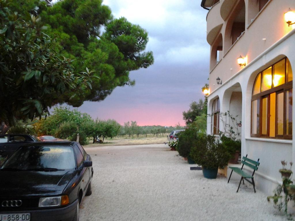 Guest House Caterina Porec Exterior photo