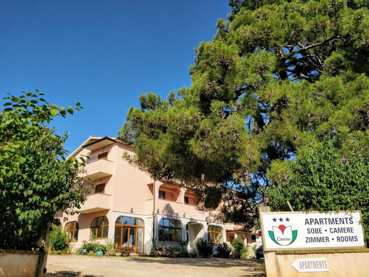 Guest House Caterina Porec Exterior photo