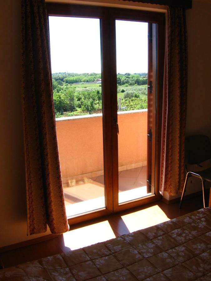 Guest House Caterina Porec Exterior photo